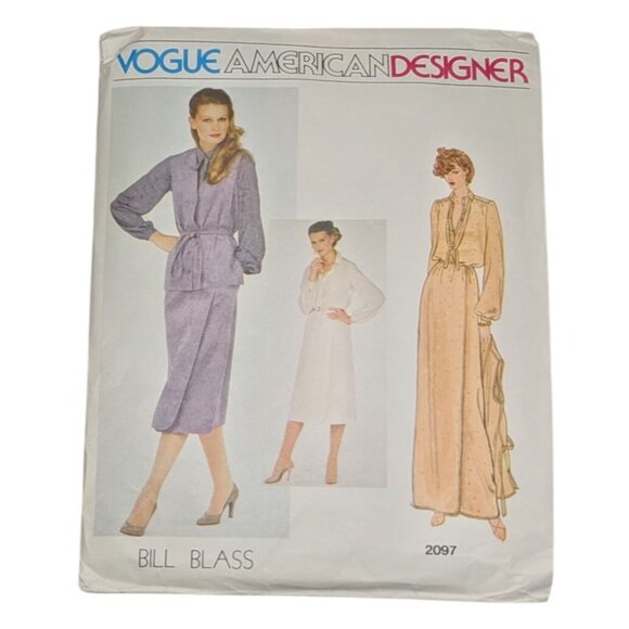 Vogue American Designer Bill Blass Pattern 2097 factory folds - Picture 5 of 10